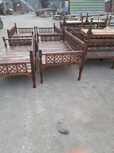 عکس تخت‌ سنتی‌ شریفی