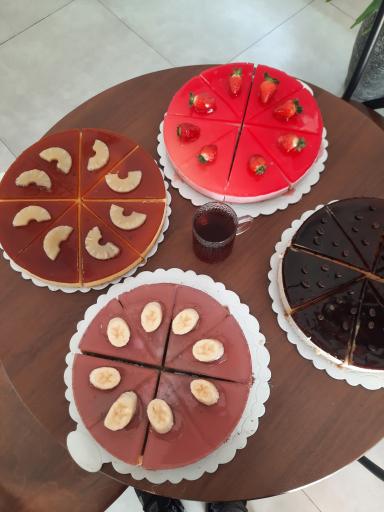 عکس کافه قنادی نولا