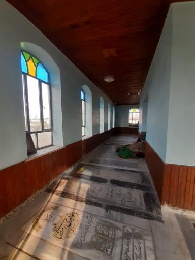 عکس آرامستان بقعه سید حسن غریب