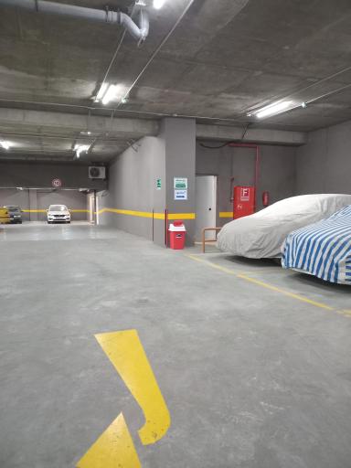 عکس پارکینگ طبقاتی مینابی