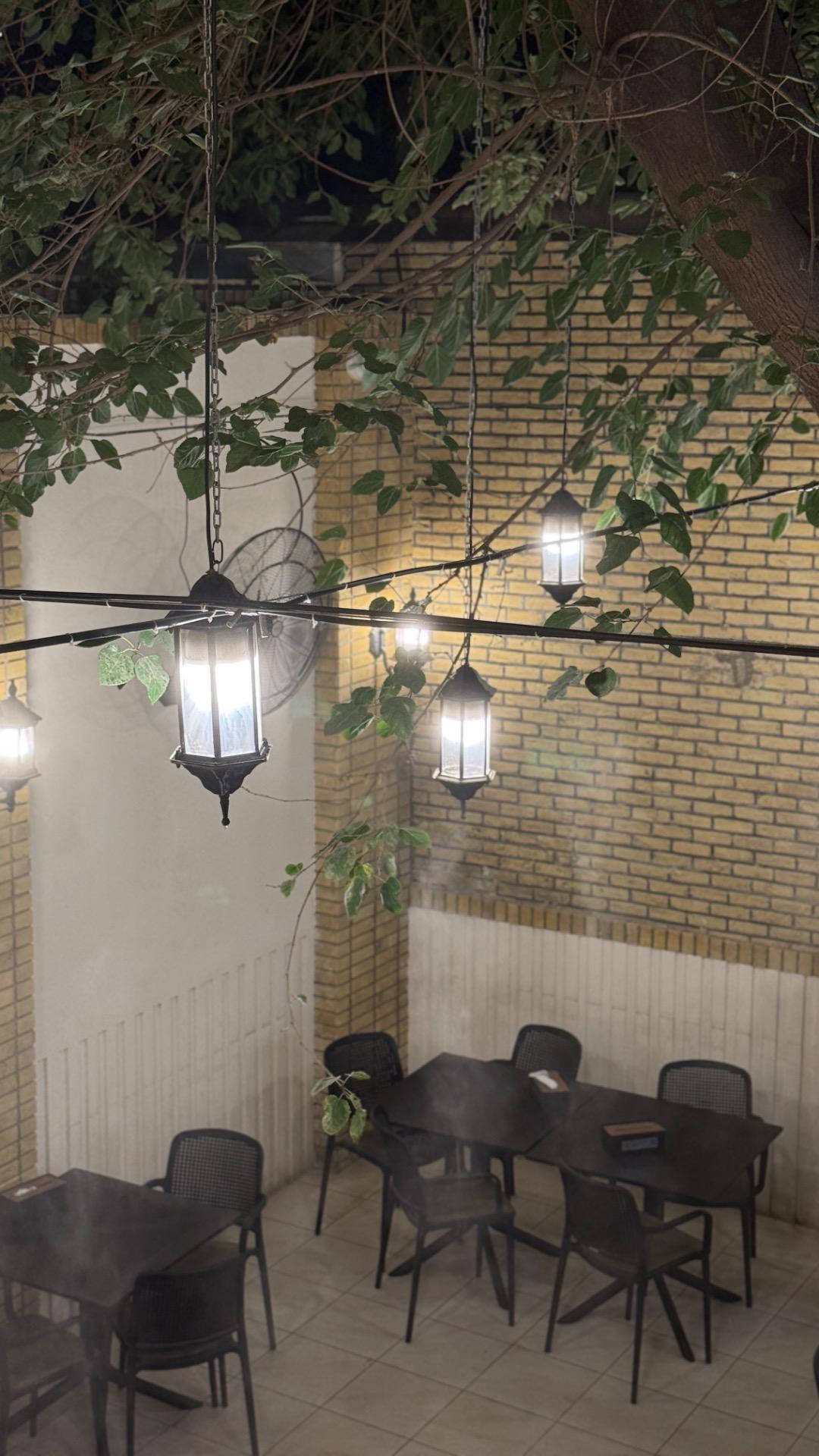 عکس کافه رستوران عربی تراث