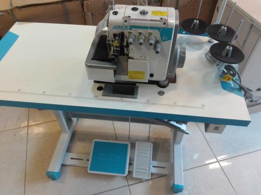 عکس فروش چرخ خیاطی و صنعتی فارس دوخت ماشین