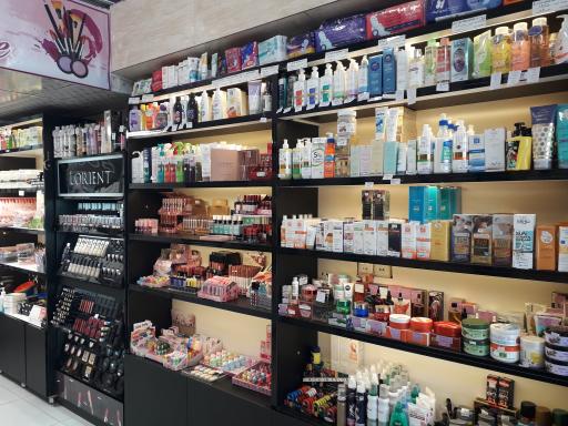 عکس ماه تک استور