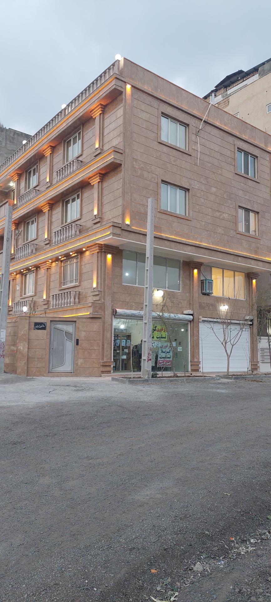 عکس ساختمان امیران 