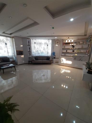عکس مرکز لیزر و زیبایی سایا
