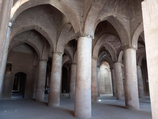 گنبد تاج الملک