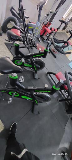 عکس باشگاه بدنسازی حس برتر گرمی