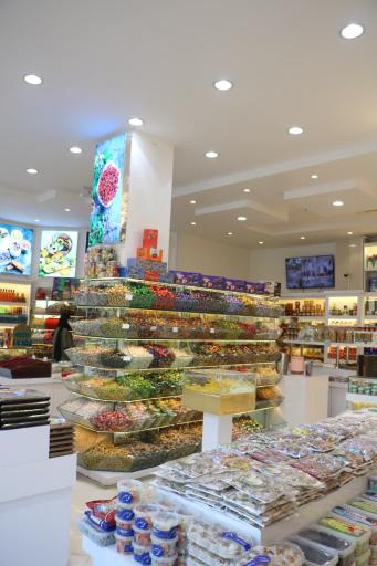 عکس مغازه آجیل و خشکبار غلمان