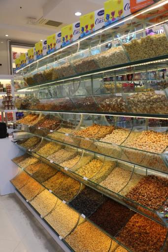 عکس مغازه آجیل و خشکبار غلمان