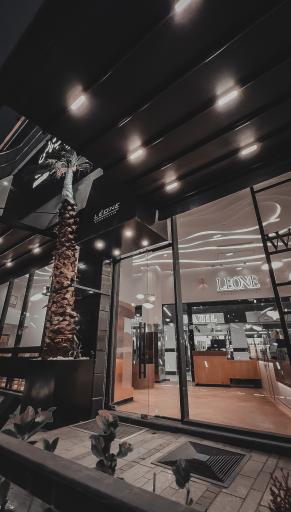 عکس کافه بیکری لیوان