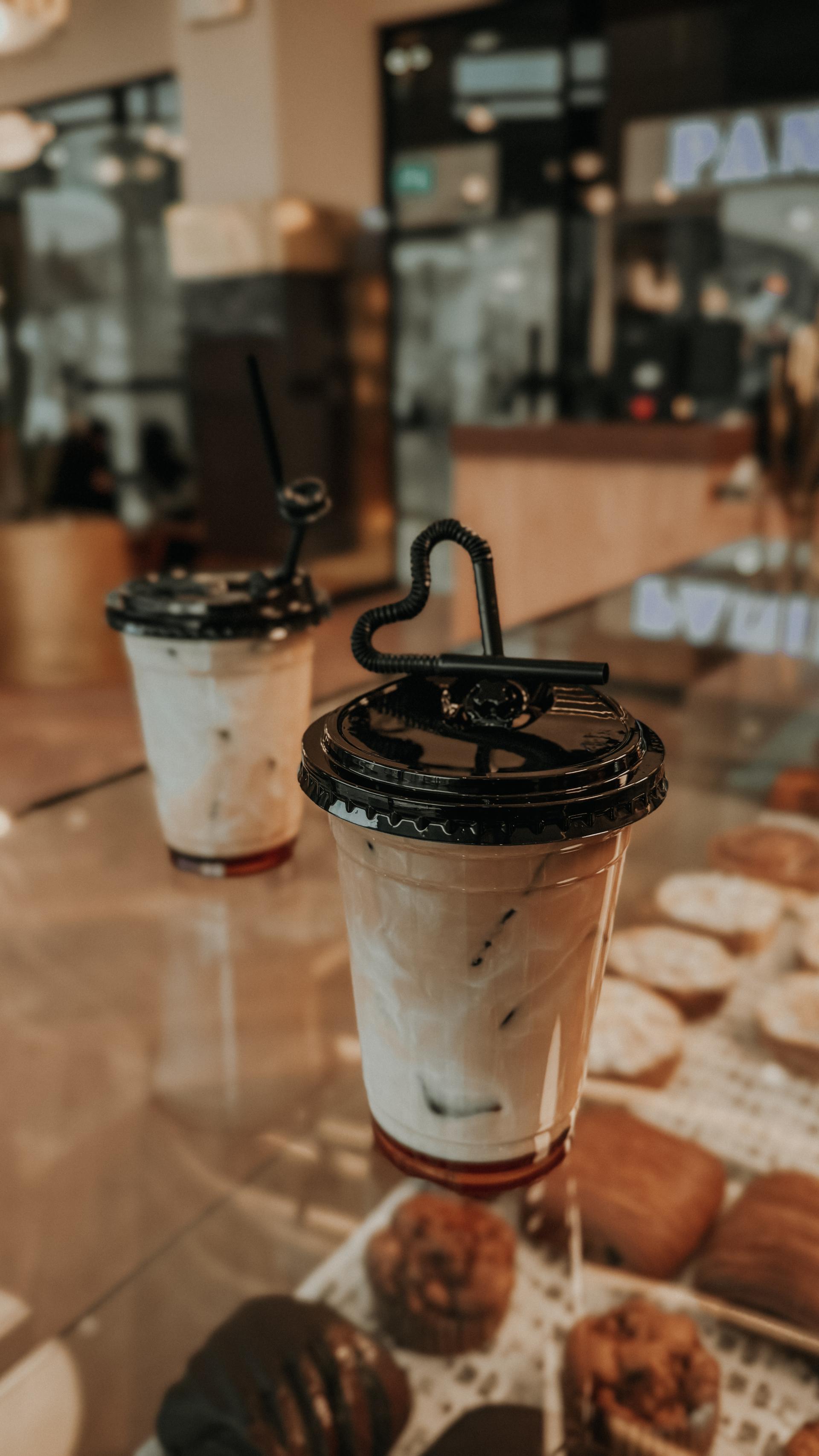 عکس کافه بیکری لیوان