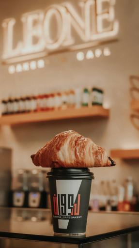 عکس کافه بیکری لیوان