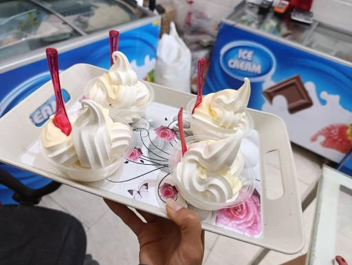 عکس قهوه بستنی شاد