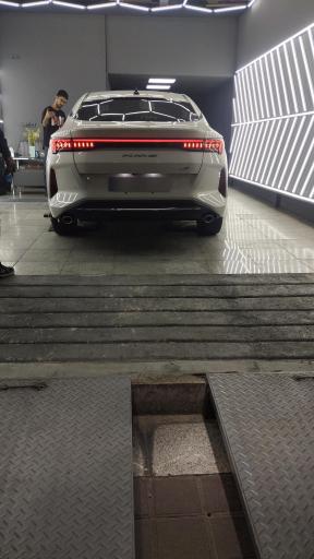 عکس کارشناسی رنگ سجاد