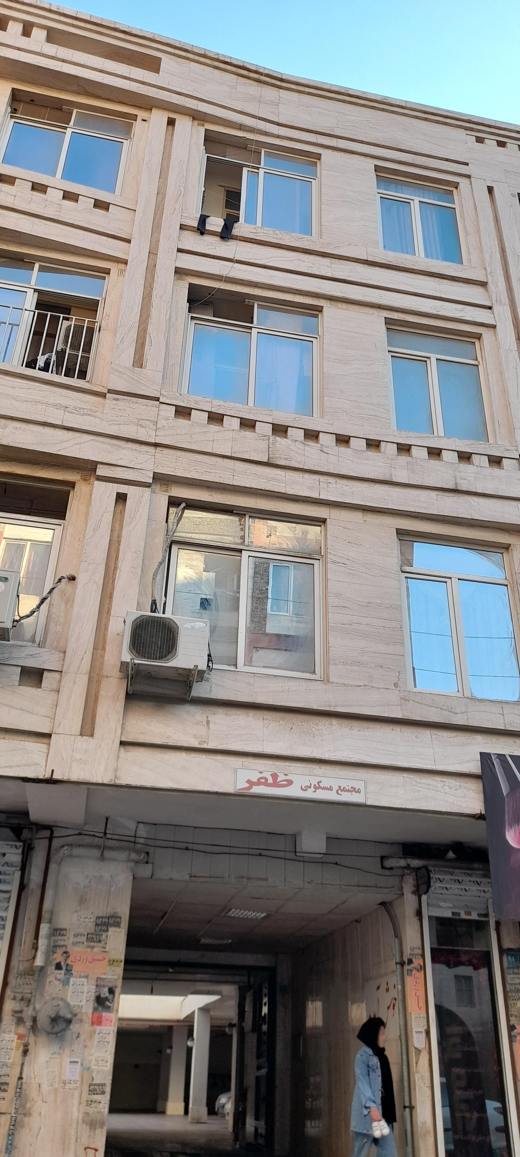 عکس مجتمع مسکونی ظفر