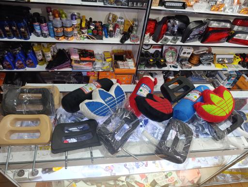 عکس تزئینات خودرو لوکس اسپرت