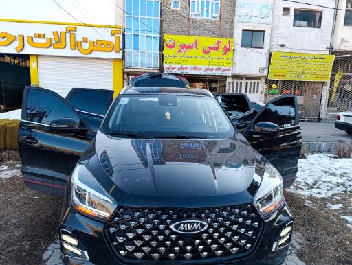 عکس تزئینات خودرو لوکس اسپرت