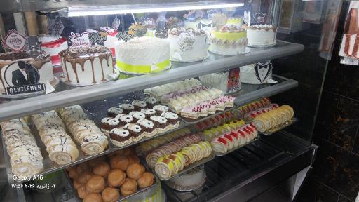 عکس شیرینی سرای نانک