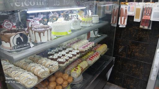 عکس شیرینی سرای نانک