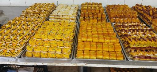 عکس شیرینی سرای نانک