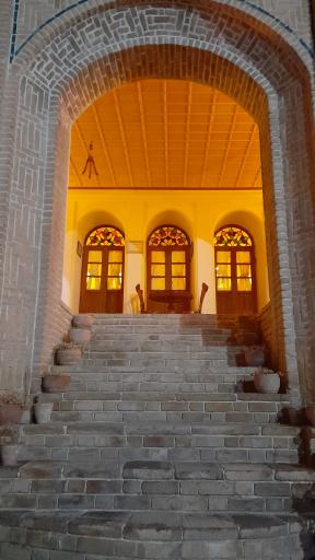 عکس رستوران فست فود و کافی شاپ  عمارت تاریخی مصری