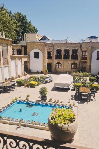 عکس رستوران فست فود و کافی شاپ  عمارت تاریخی مصری