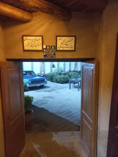 عکس رستوران فست فود و کافی شاپ  عمارت تاریخی مصری