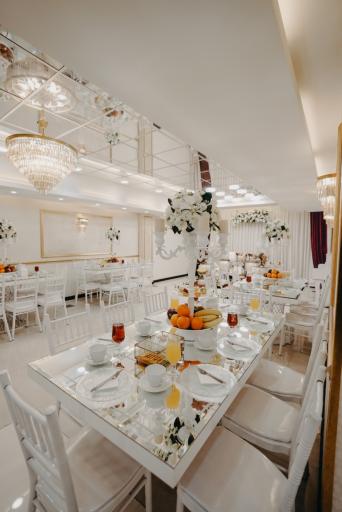 سالن عقد درّین 