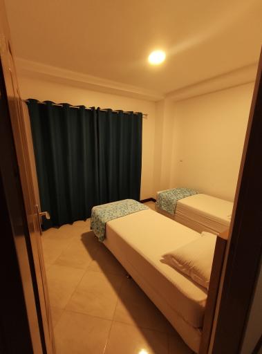 عکس هتل آپارتمان رزآیند