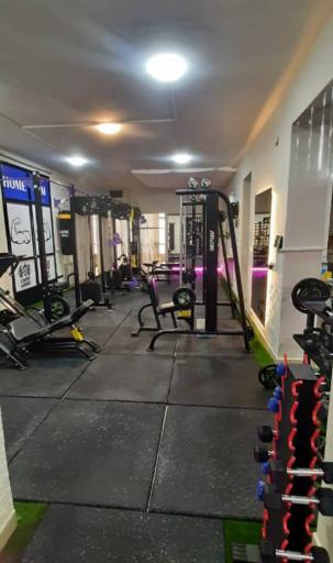 عکس باشگاه بدنسازی بانوان آوا