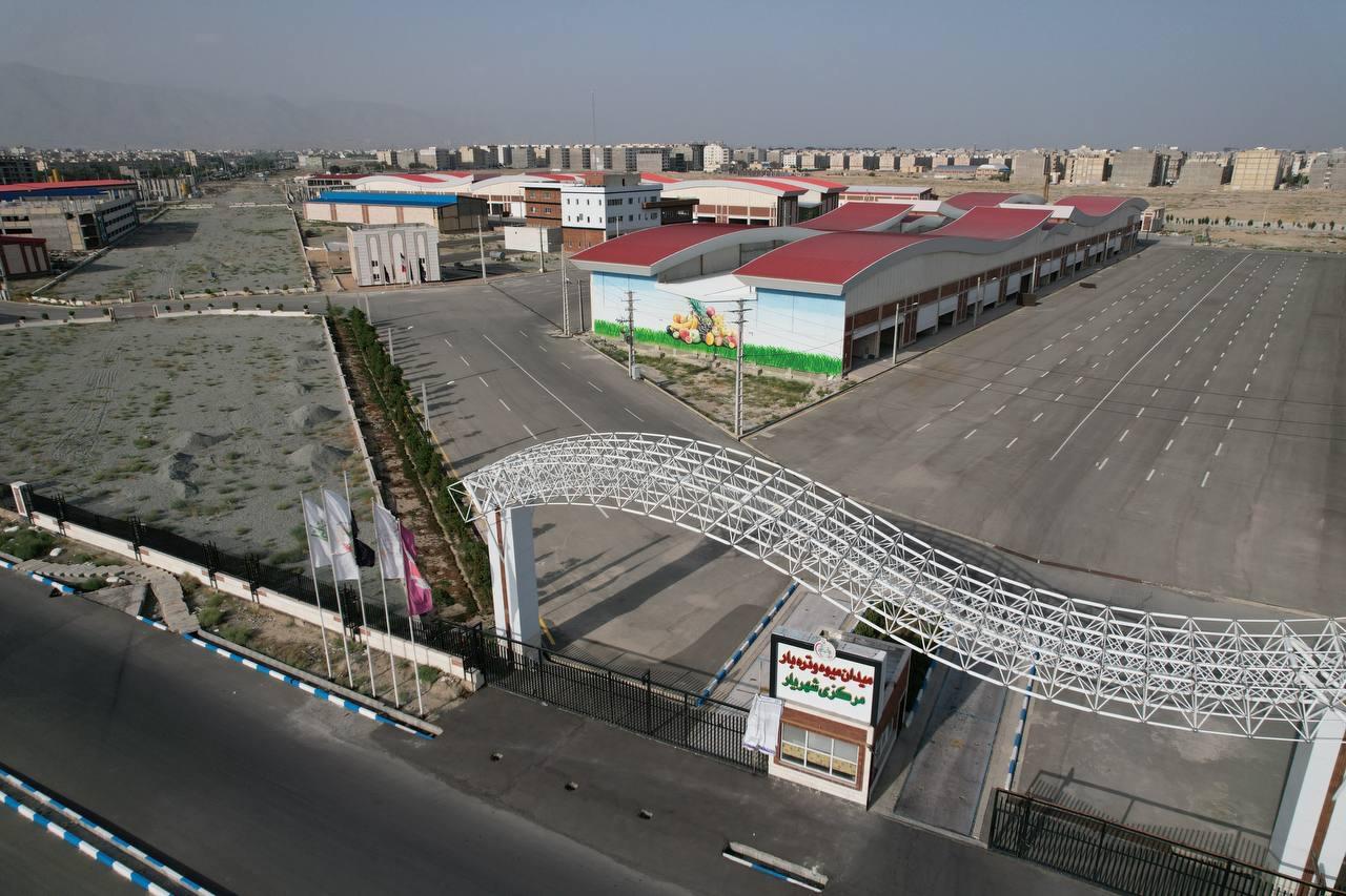 عکس میدان مرکزی میوه و تره بار شهریار