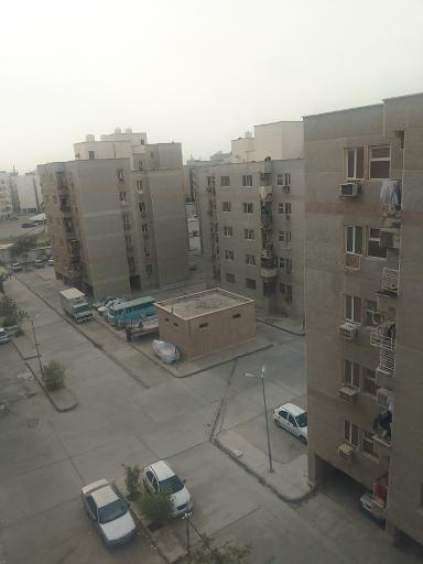 عکس مجتمع مسکونی 300 واحدی پل خواجو