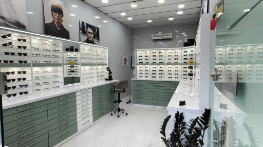 عکس عینک شریعتی