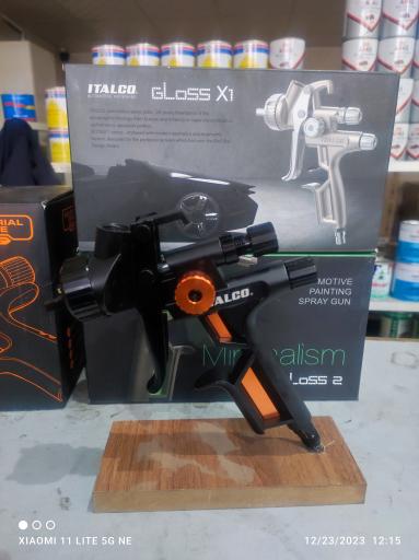 عکس فروشگاه ترکیب رنگ بیرامی