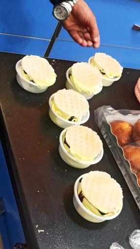 عکس کافی شاپ پرپونک