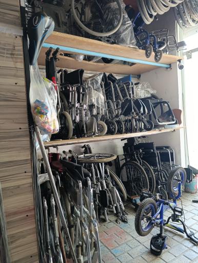 عکس خدمات ویلچر علی