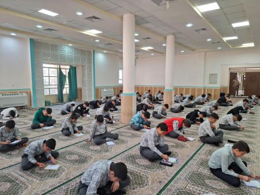 عکس دبیرستان دوره اول پسرانه دولتی دکتر حسابی 1