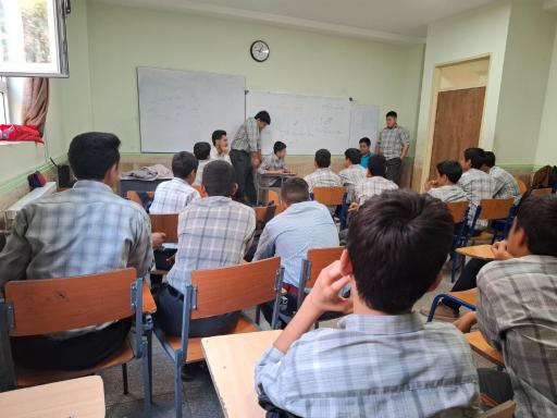 عکس دبیرستان دوره اول پسرانه دولتی دکتر حسابی 1