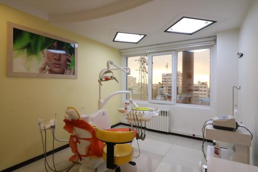 عکس مطب دندان پزشکی دکتر معصومه فیاضی بروجنی