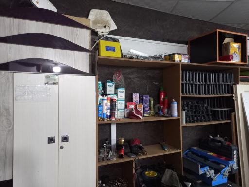 عکس کارگاه نجاری کات چوب 