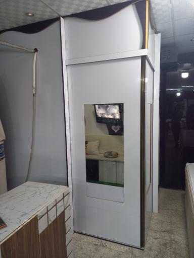 عکس کارگاه نجاری کات چوب 