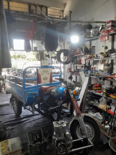 عکس تعمیرگاه فوق تخصصی موتورسیکلت های  انژکتور و کاربراتور 