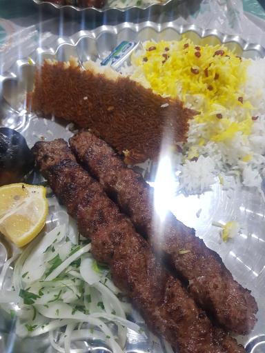 عکس تهیه غذای شاندیز مشهد