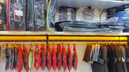 تزیینات اتومبیل احمد