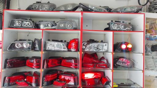 عکس تزیینات اتومبیل احمد