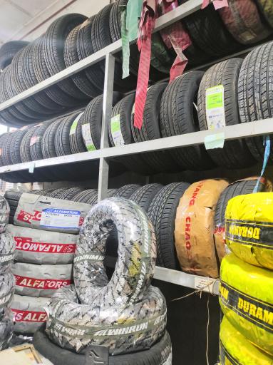 عکس فروشگاه رینگ و لاستیک بارز تایر