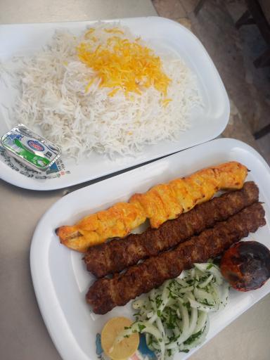 عکس رستوران حاج حسن