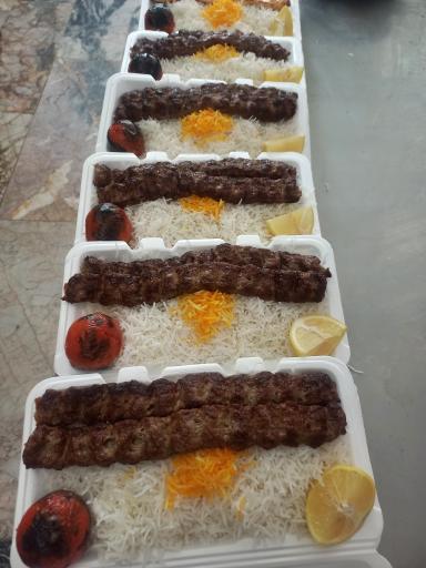 عکس رستوران حاج حسن