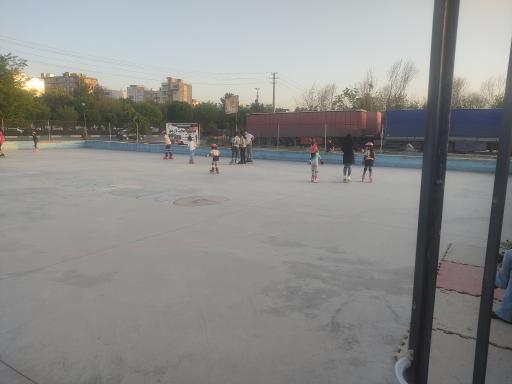 عکس پیست اسکیت زرین