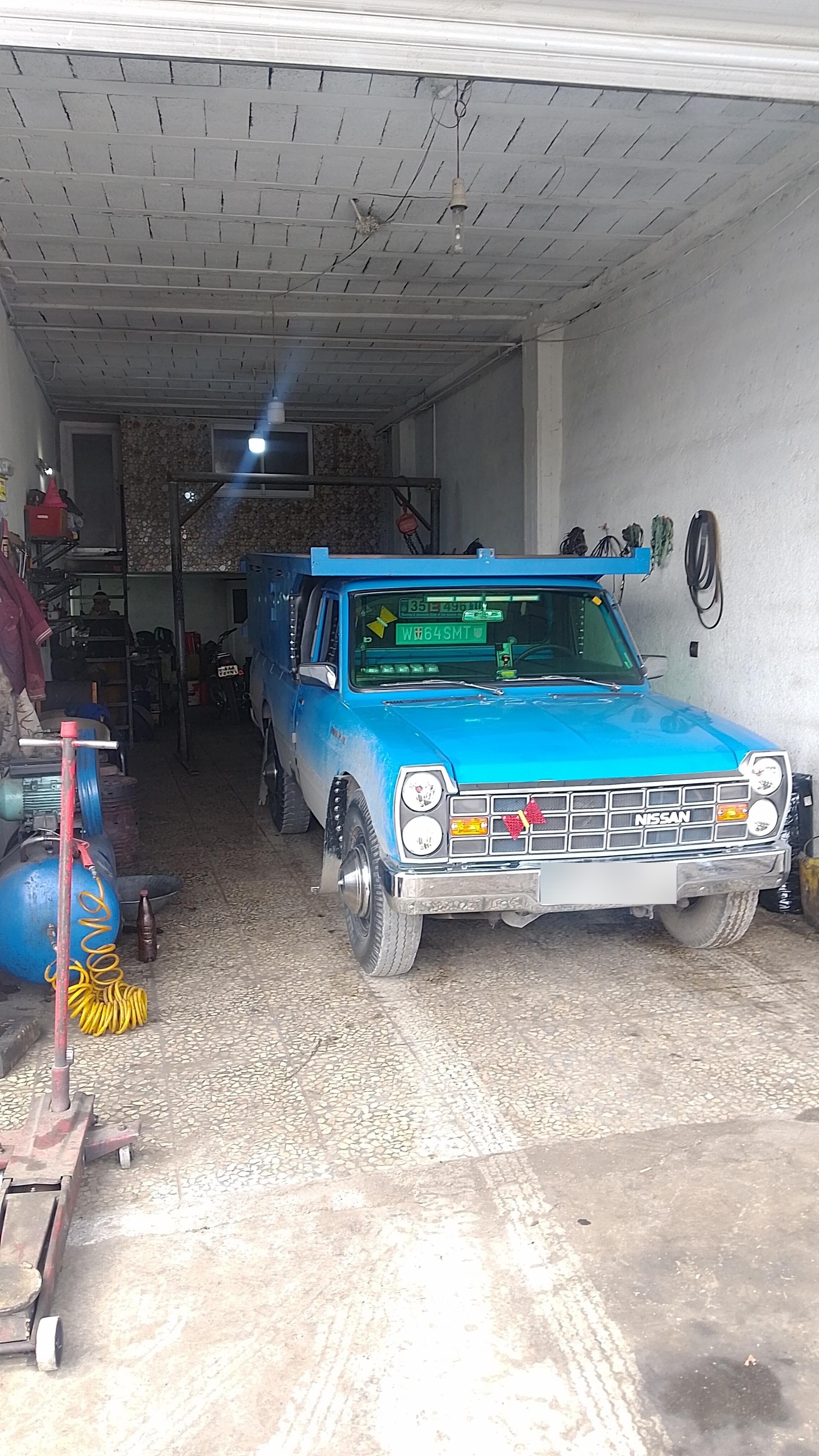 عکس تعمیرگاه نیسان دیزل و بنزینی ایمان حسین پور